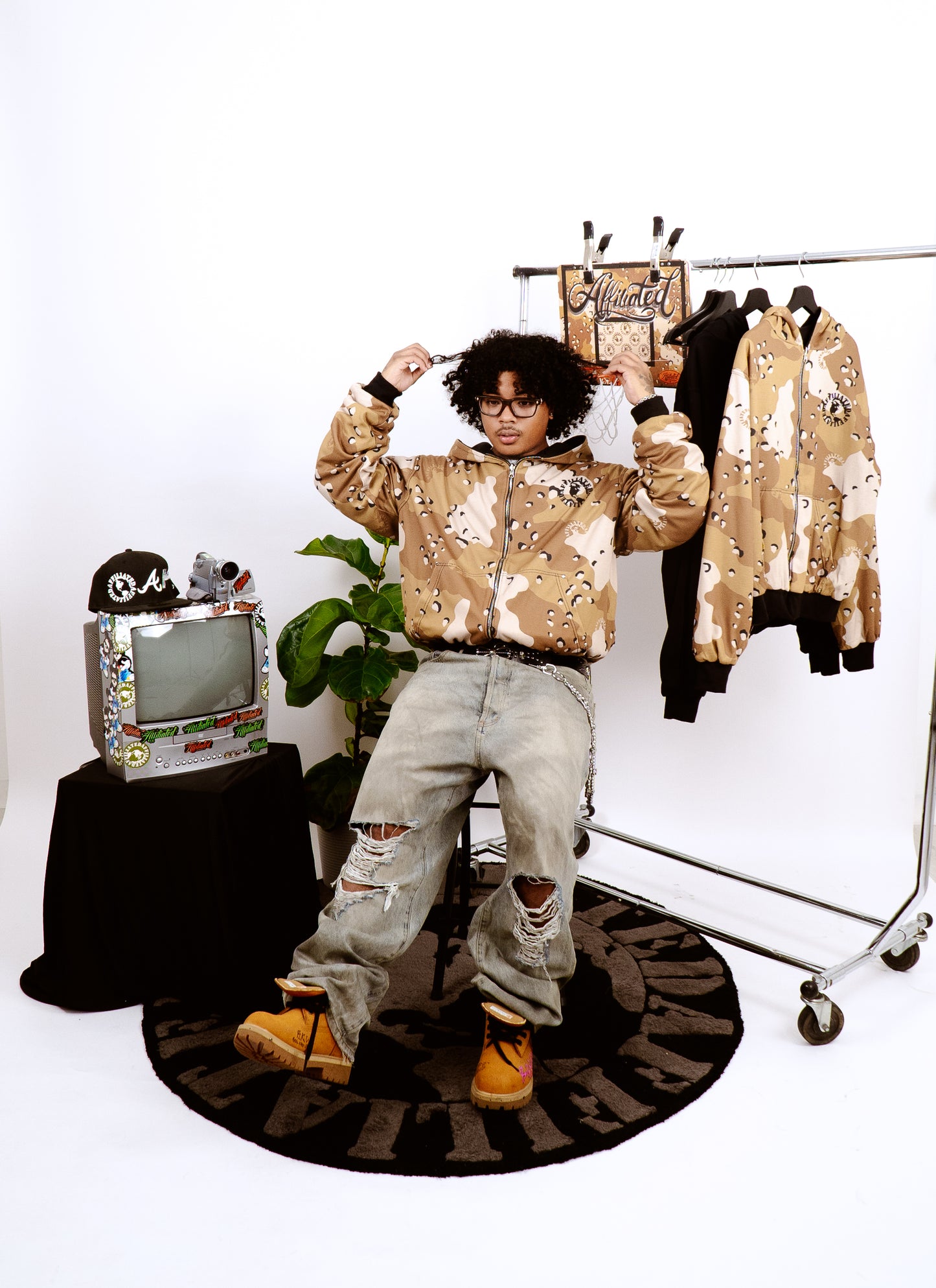 REVERSIBLE Camo Zip Up